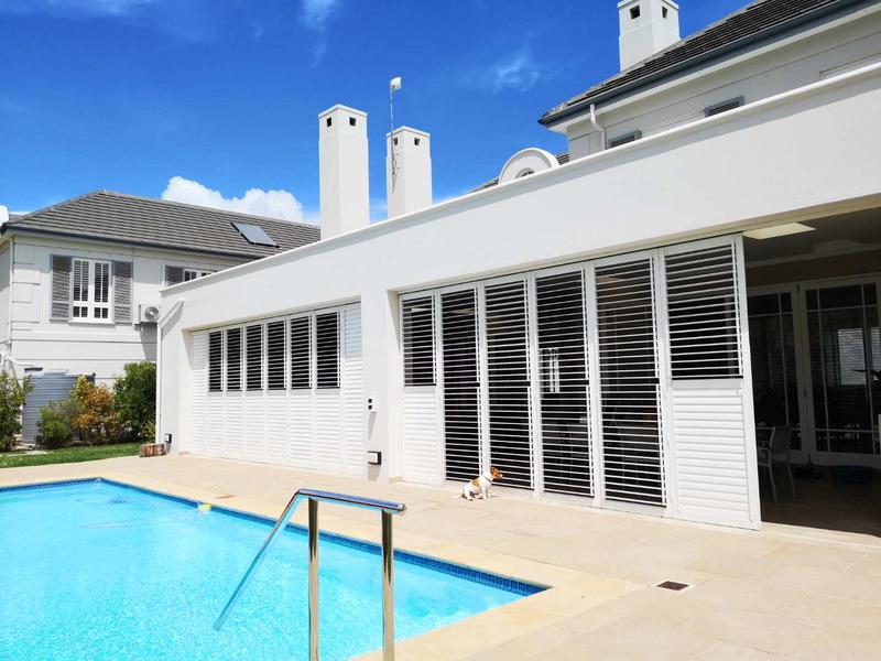 5 Bedroom Property for Sale in Sir Lowrys Pass Village Western Cape